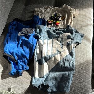 Nike Baby Onesies Set - Blue and Gray sizes 6-12 months